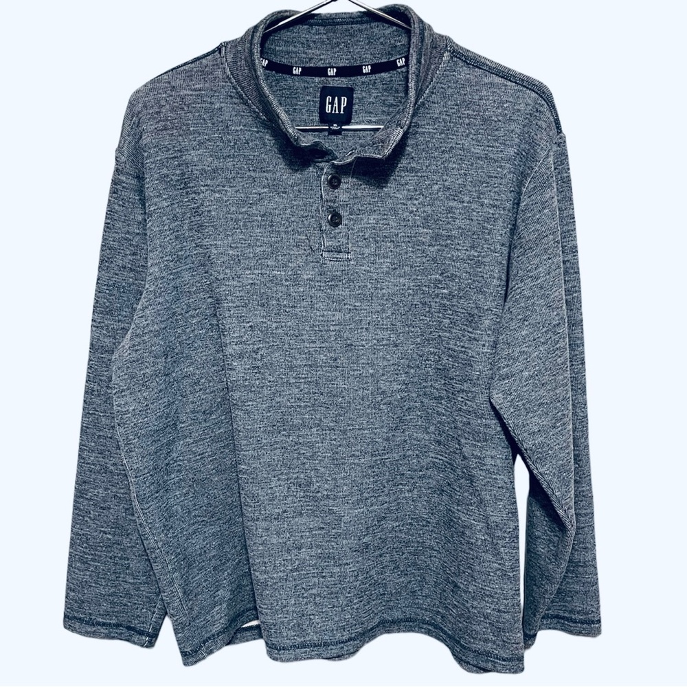 GAP Henley Sweater EUC